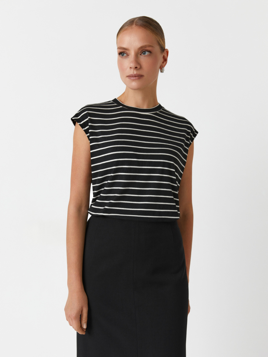 Джемпер 4.6.2-271-5 (черно-белый) (ELNY) 0