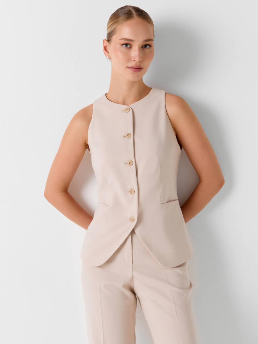 Жилет 2.9.3-419-5 (сливочная помадка) (ELNY) 0