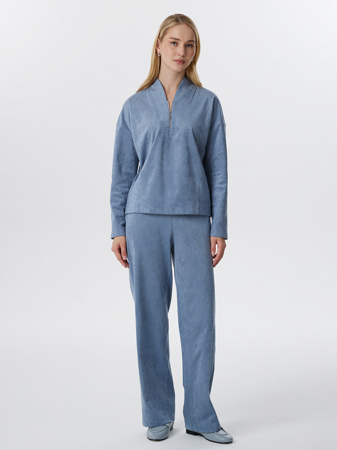 Брюки из замши