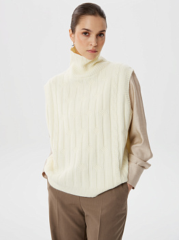 Трикотажный жилет с шерстью и горловиной-стойкой