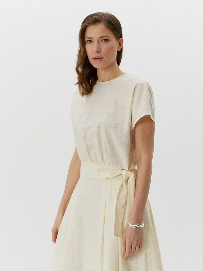 Топ из фактурной ткани