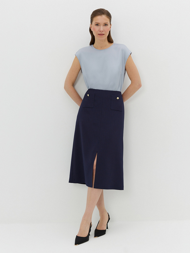 Юбка из твида с разрезом и накладными карманами