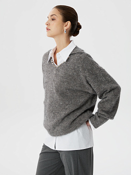 Джемпер из полушерсти с декоративными бусинами