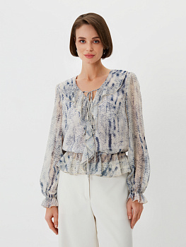 Блуза из шифона с воланами