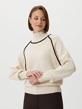 Теплый джемпер с контрастной отделкой