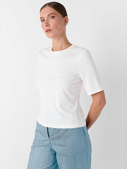 Приталенная футболка