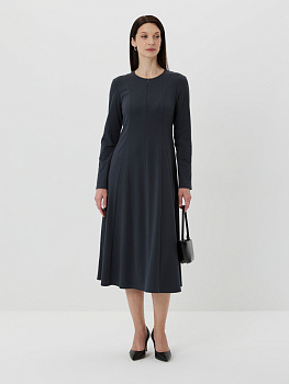 Свободное платье из трикотажа