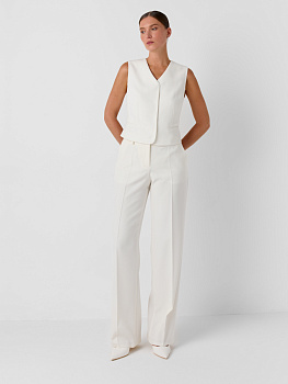 Классические брюки прямого кроя