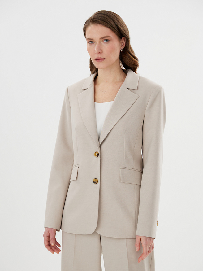 Женственный однобортный жакет