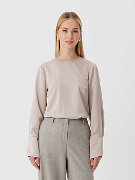 Атласная блуза с элегантными манжетами