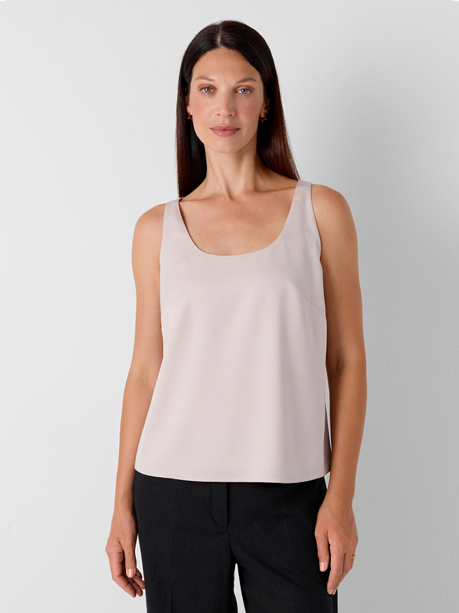 Базовый топ с U-образным вырезом