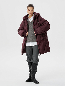 Куртка из био-пуха с капюшоном на молнии в винном цвете