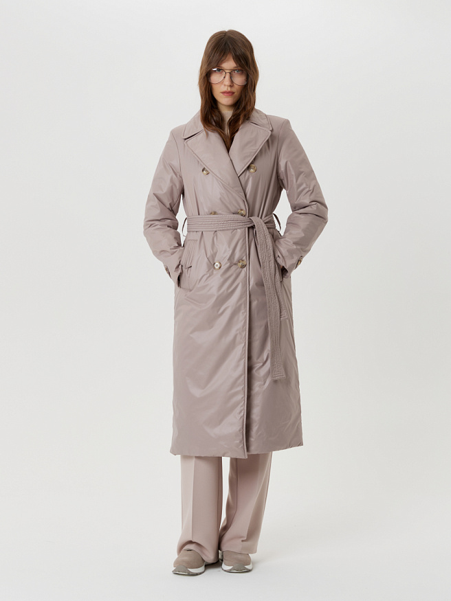 Плащевое демисезонное пальто с поясом