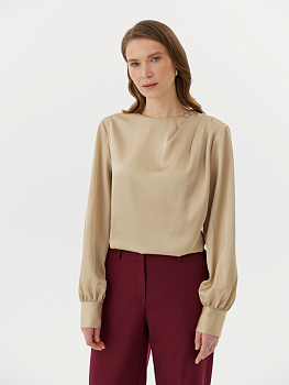 Блуза из атласной ткани с асимметричными складками