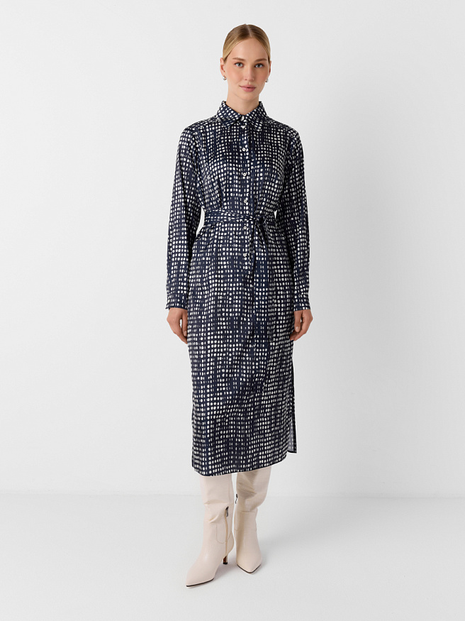 Атласное платье-рубашка с принтом