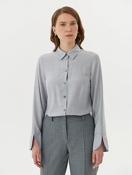 Блуза с фигурными манжетами