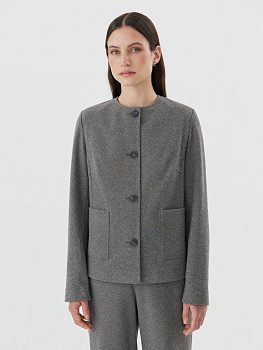 Однобортный жакет из трикотажа