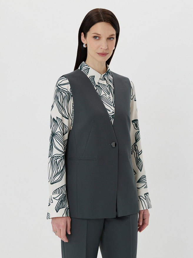 Удлиненный жилет прямого силуэта