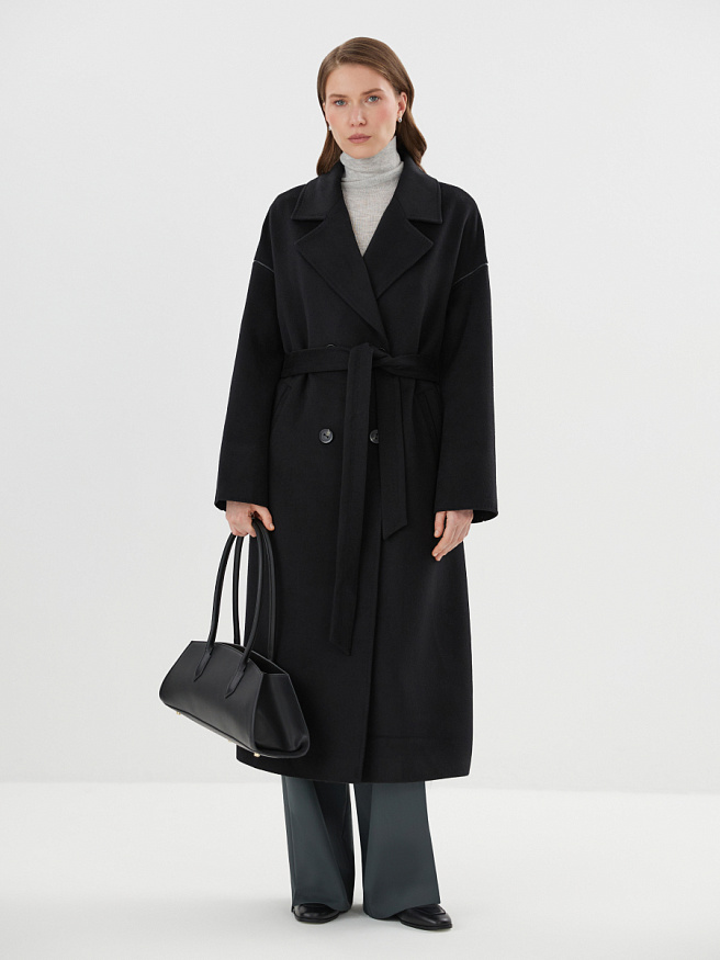 Демисезонное пальто из шерсти с вставками из эко-кожи в черном цвете